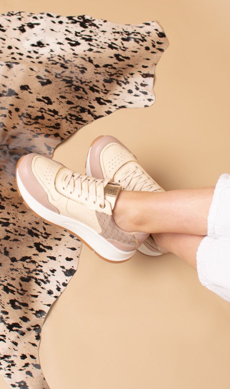 Tennis Sunny